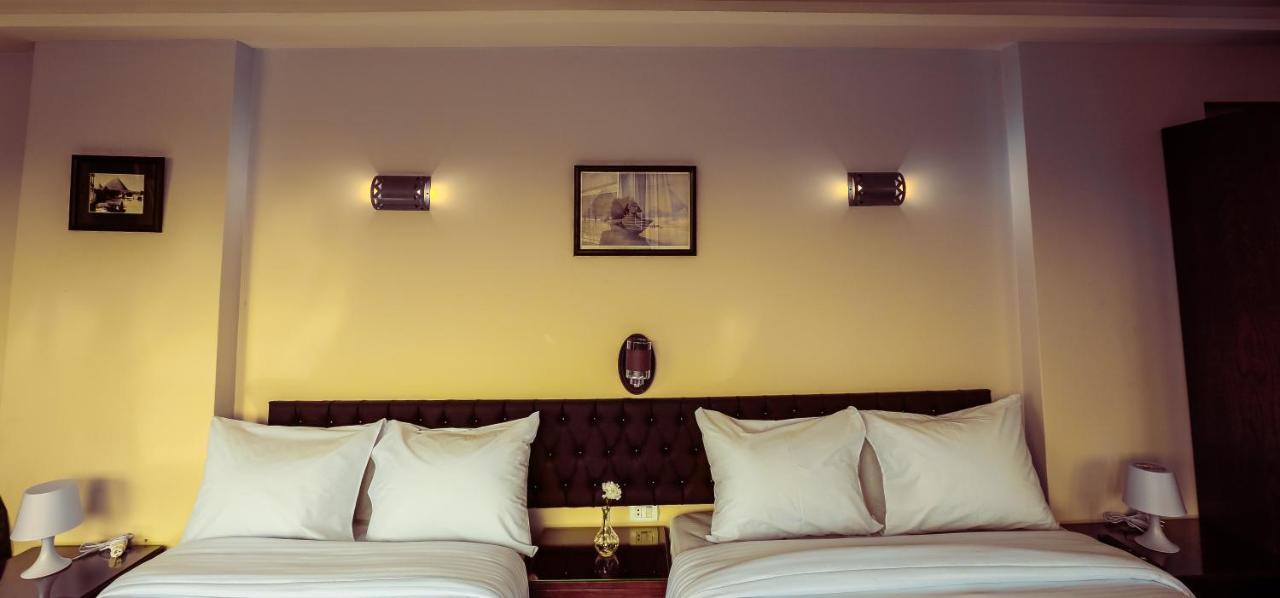 Pyramids Musem Apartment Nazlet el Simman ภายนอก รูปภาพ